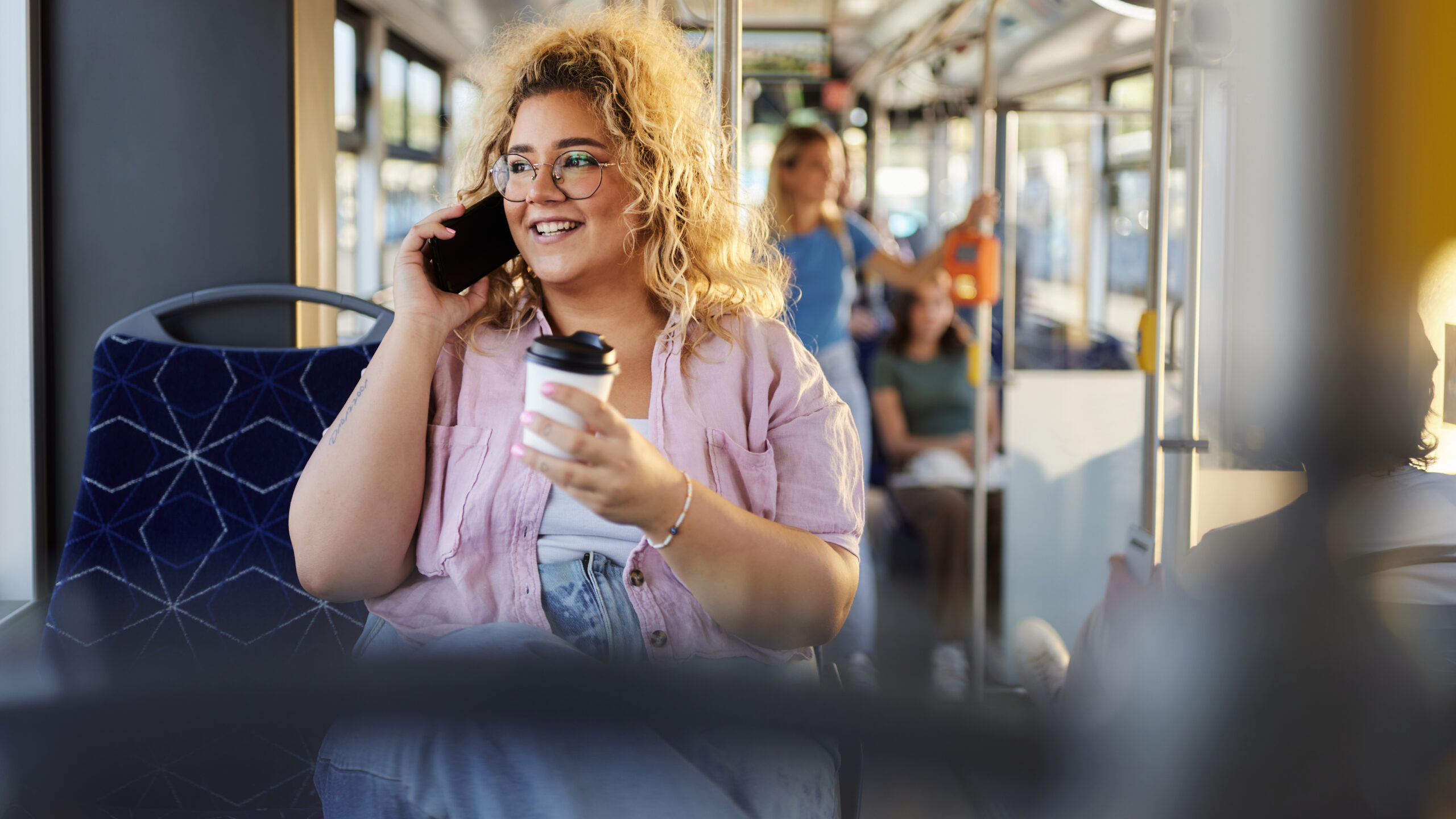 Mit betrieblichem Mobilitätsmanagement sind Ihre Mitarbeitenden stressfreier, effizienter, kostengünstiger und umweltfreundlicher unterwegs. Lassen Sie sich beraten. Fotonachweis: istockphotos.com / skynesher