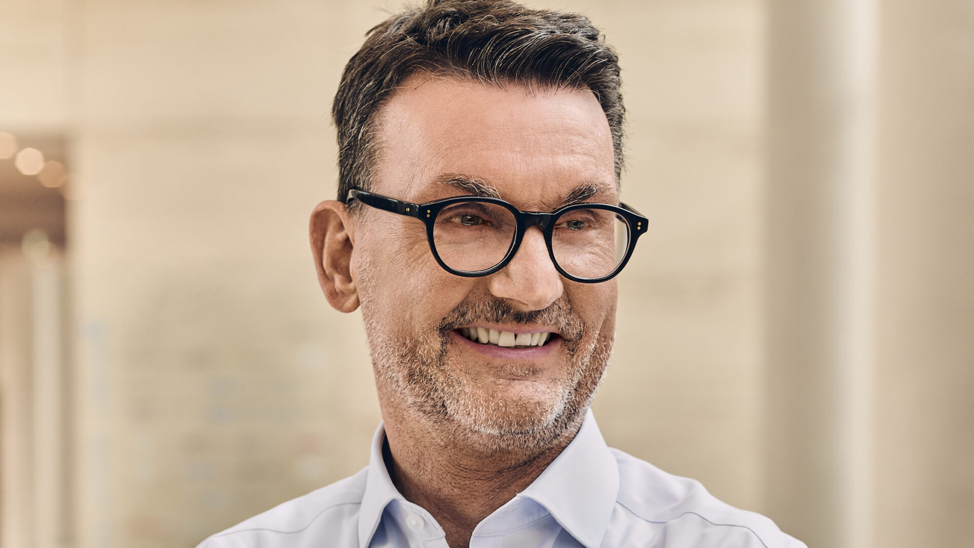 „Better together“ – das ist das Mantra der FrankfurtRheinMain GmbH, sagt Geschäftsführer Eric Menges und ergänzt: „Die erfolgreiche Standortvermarktung unserer polyzentrischen Region funktioniert nur gemeinsam und mit einer professionellen Herangehensweise.“ Fotonachweis: FrankfurtRheinMain GmbH