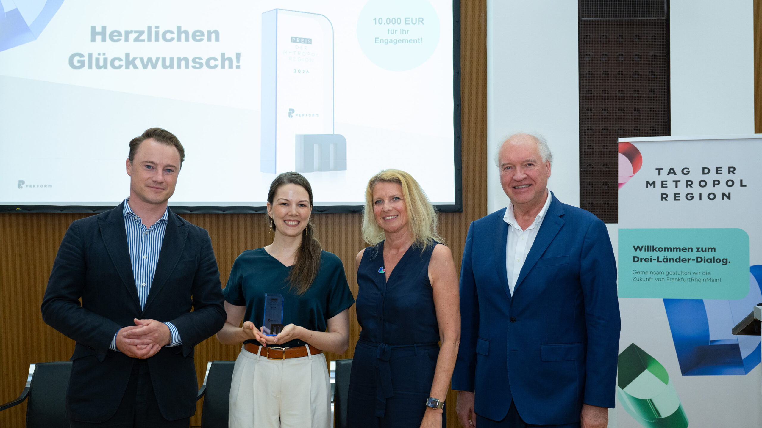 Beim Tag der Metropolregion 2026 wurde formie mit dem Preis der Metropolregion 2026 ausgezeichnet. Die App aus Wiesbaden will Behördengänge vereinfachen. Fotonachweis: PERFORM GbR / Markus Schmidt